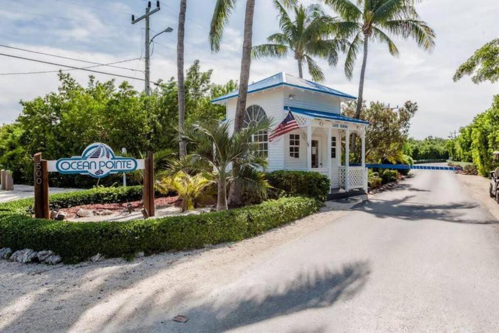 Welcome To The Pelican Lodge ! Tavernier Esterno foto