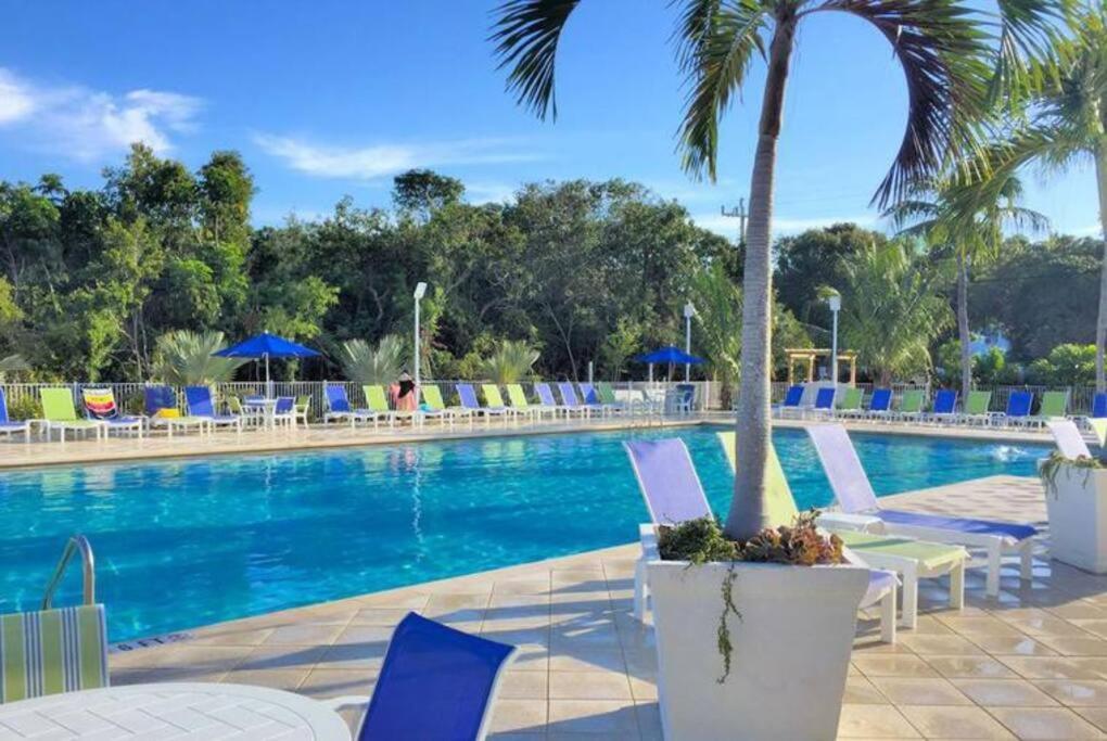 Welcome To The Pelican Lodge ! Tavernier Esterno foto